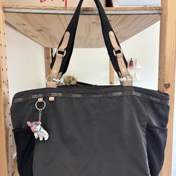Tokidoki x LeSportsac Charcoal Black Bag Rainbow Zip Print Lining with Keychain