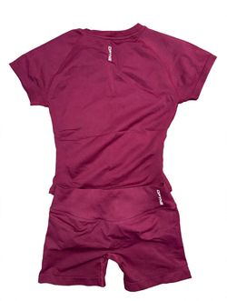 DFYNE Activewear Set Top and Shorts LARGE