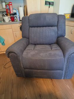 Recliner New Gray