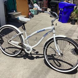 26” Beach Cruiser Schwin Majestic Bike For Womens 7 Speeds Excellent Condition $125 Firm