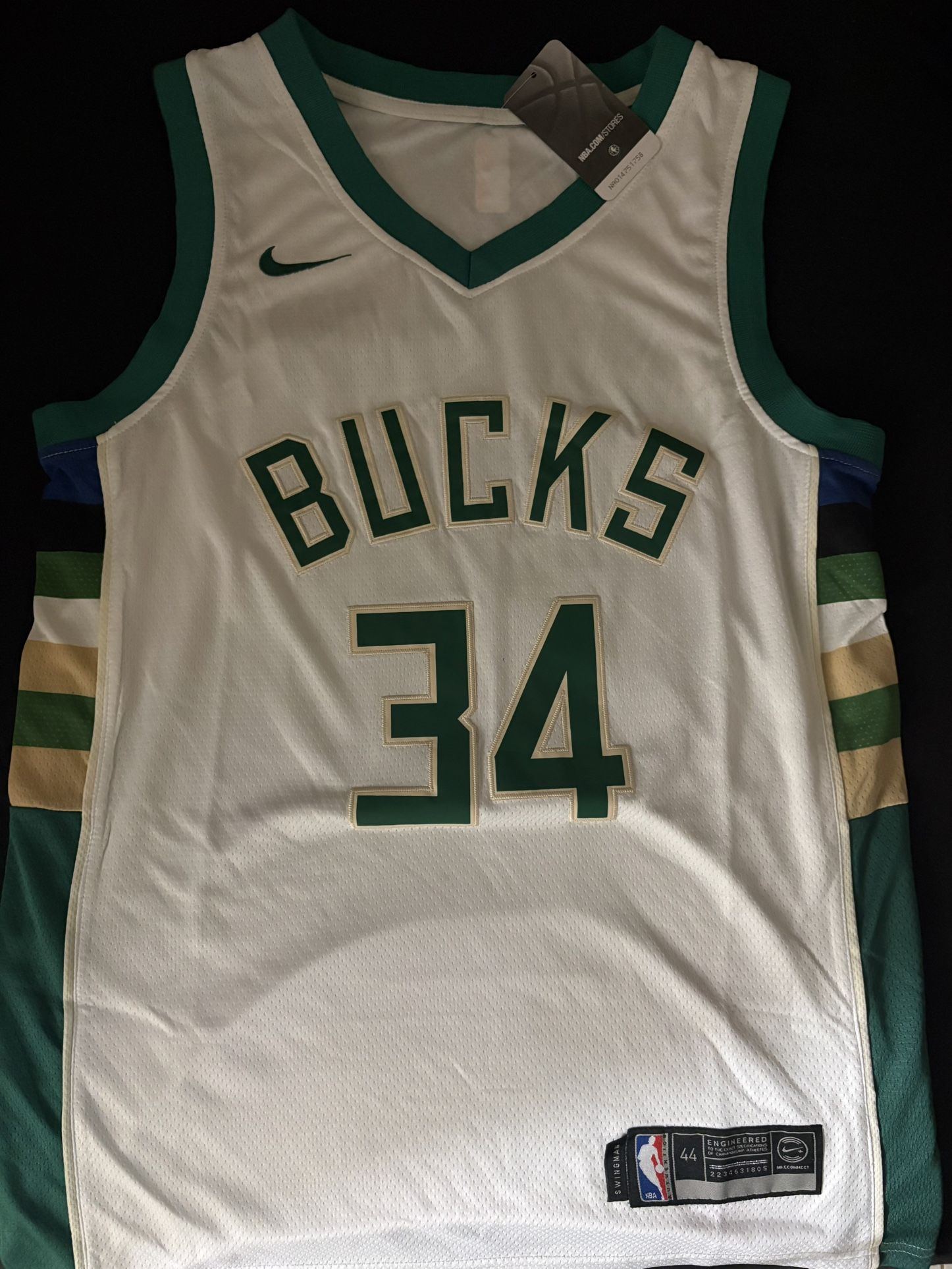 Giannis Bucks White Nike Jersey – Brand New! (L)