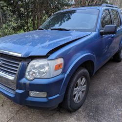 Ford Explorer Airbags