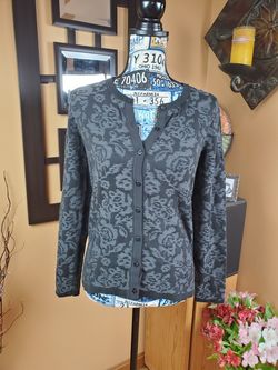 ANN TAYLOR BLACK & GRAY BUTTON DOWN CARDIGAN!
