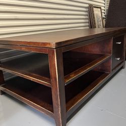 American Drew Tribecca Cocktail Coffee Table