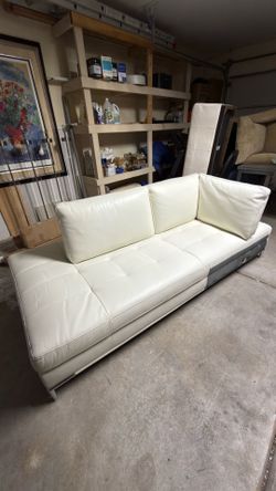 Sofa/Couch made with Genuine Italian Leather (Modular)