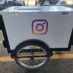 HOLIDAY SPECIAL!! Ice  Cream  Push cart  Cycle With Umbrella 