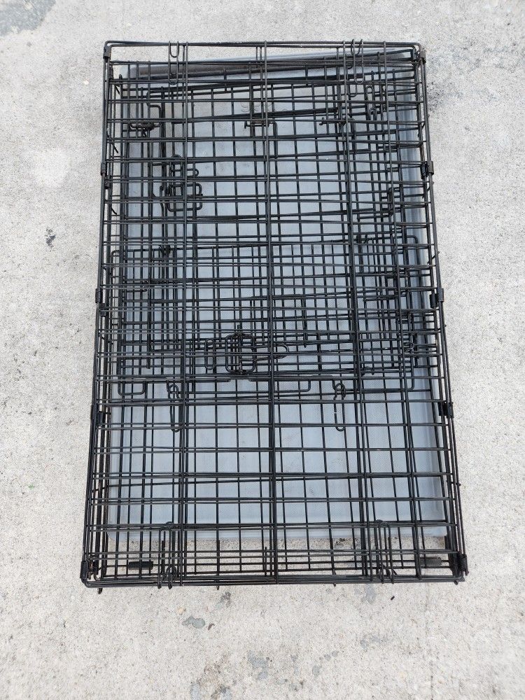 Medium Dog Crate With Base