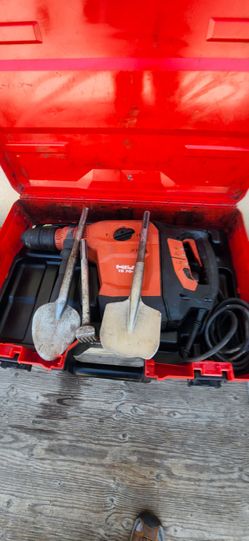 Hilti te 70 avr  Rotary Hammer Tool and bit