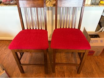 Bar stools like new