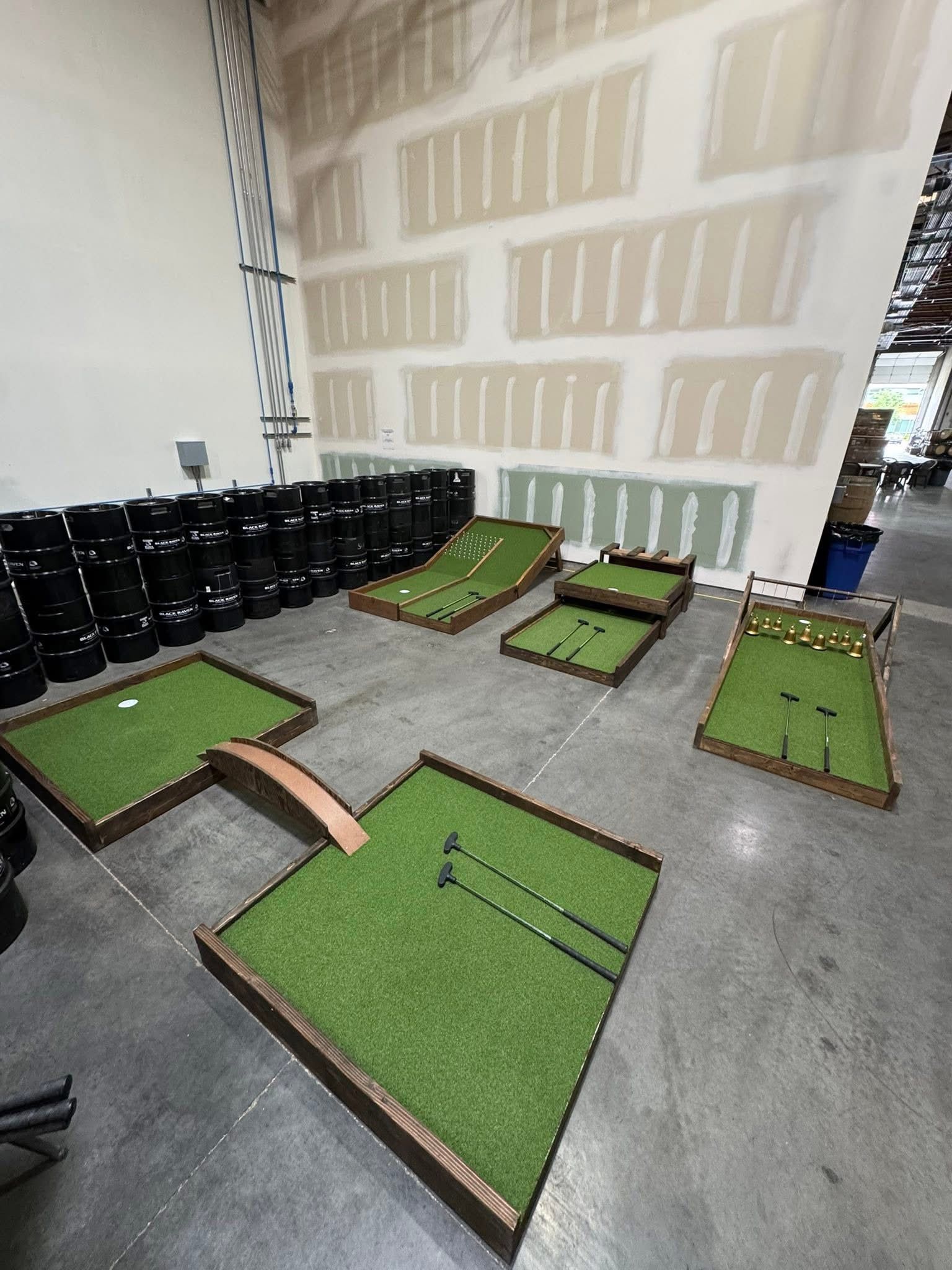 9-hole Portable Mini Putt Courses