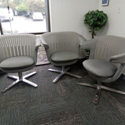 Used - Steelcase i2i Guest / Reception Chair 
