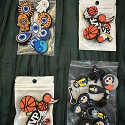 Charms ❤️ $3 Set!