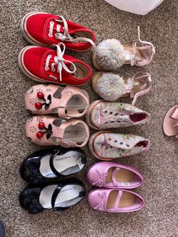 Toddler girl shoes size 5 a lot