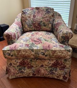 Pearson swivel tub chair