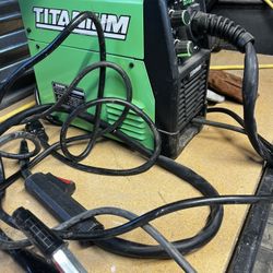Titanium 125 Flux Welder