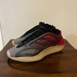 Yeezy 700 V3
