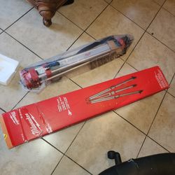Milwaukee
Rotary Laser Tripod