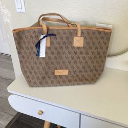 Dooney & Bourke new $100