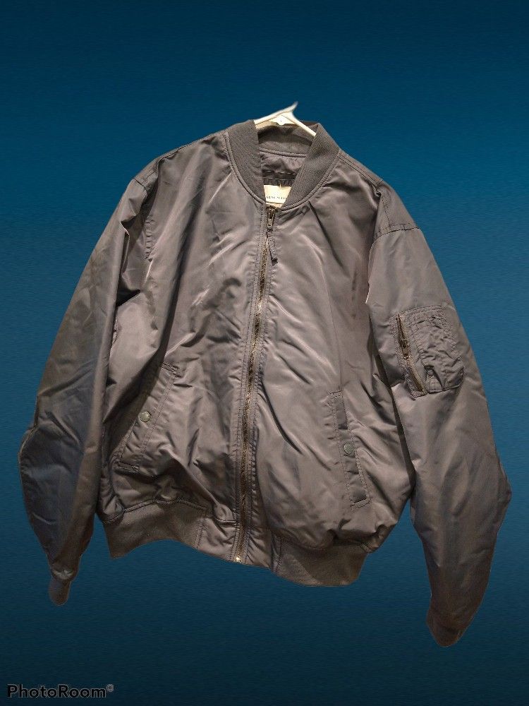 Aeropostale Bomber Jacket: XL

