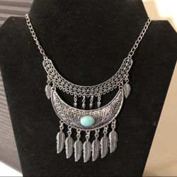 Silver Tone Boho Pendant Necklace
