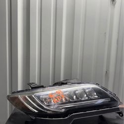 2016-2017-2018 ACURA RDX RIGHT HEADLIGHT XENON FULL LED OEMused
