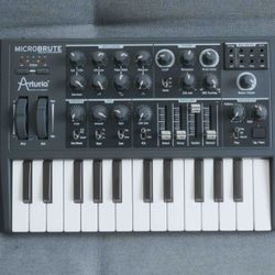 Arturia Microbrute Analog Mono Synthesizer