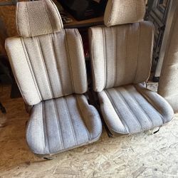 Toyota Camry Front And Rear Seats