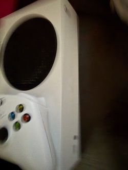Xbox Series S Console with Controller. read description please .