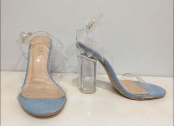 NEW 💎 POWDER BLUE ANKLE STRAP CLEAR LUCITE HEELS 😍
