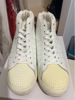 Madden Girl 2inch platform sneakers, size 7.5