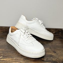 White Sneakers – Faux Leather – Size EU 38 (US 7–7.5)