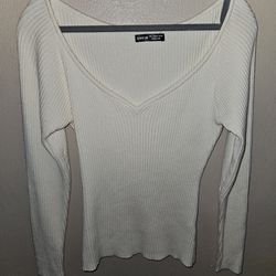 Brand New Womens sweater size m