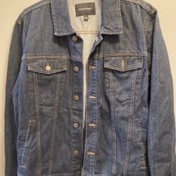 Banana Republic Jean Jacket Men’s Large Like New