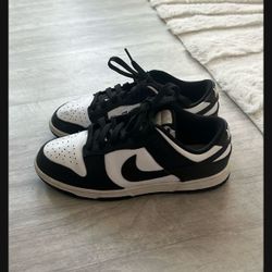 Women's Nike Panda Dunks
