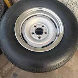 5x5 15” Chevy truck wheels with beauty rings