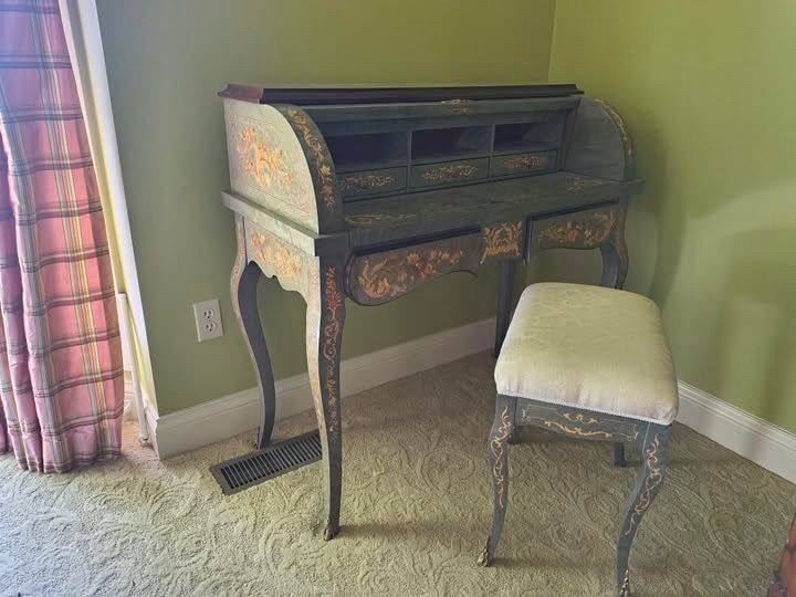 Roll Top Vanity & Bench Chair With Five Drawers For Sale 
