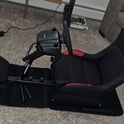 Racing Setup Includes wheel and chair with mat
