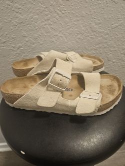 Cream Birkenstock Women’s Tan Arizona Sandals 