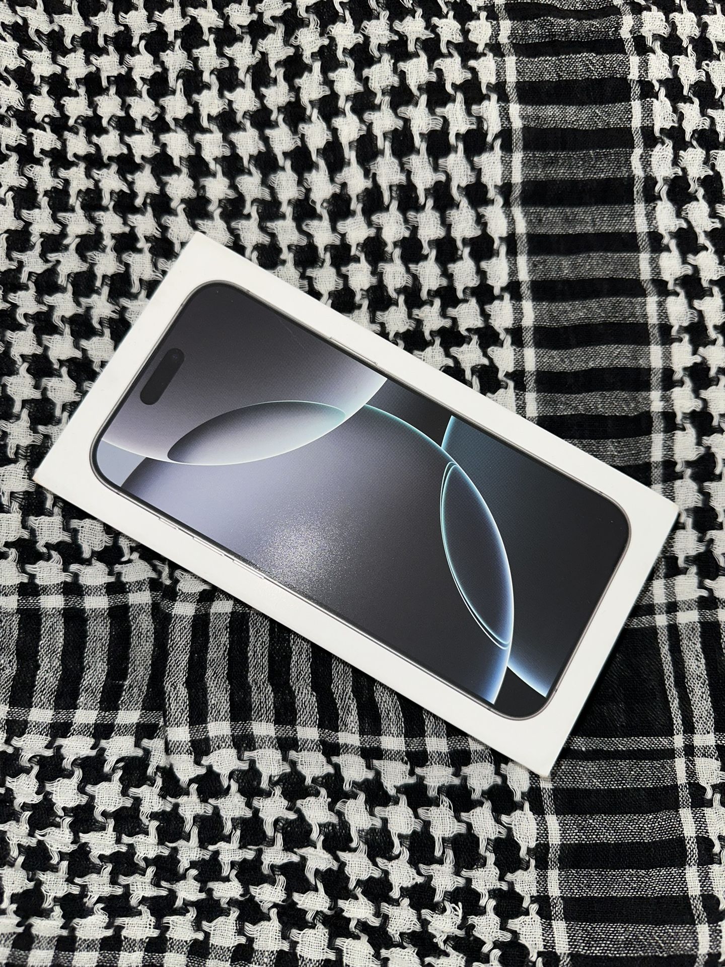 Apple iPhone 16 Pro Max 1TB White Unlocked I Can Bring It To You