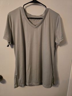 Unisex Adults Gray Solid V-Neck Short Sleeve Polyester T-Shirt XL