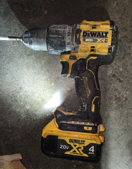 DEWALT XR 1/2-in 20-volt max Variable Speed Brushless Cordless Hammer Drill
|
Model #DCD805B