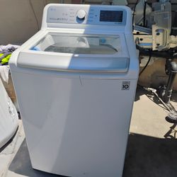 Like new LG top loader washer