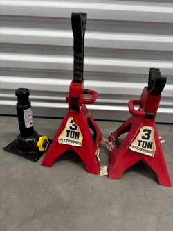 Jack stands