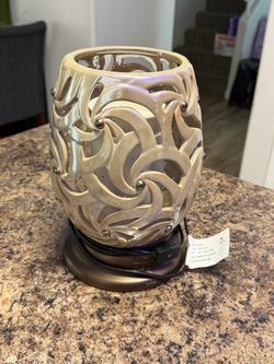 Scentsy wax warmer