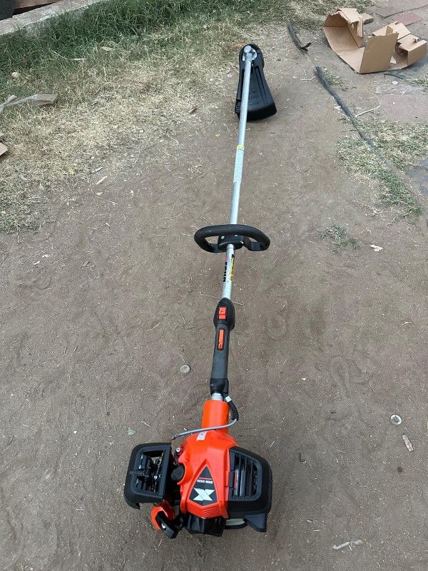 ECHO
25.4 cc Gas 2-Stroke X Series Pro Straight Shaft String Trimmer with High Torque Gear Ratio and Speed-Feed Bump Head