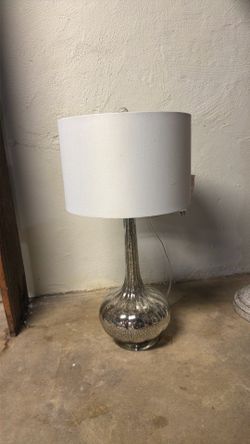 Table lamp