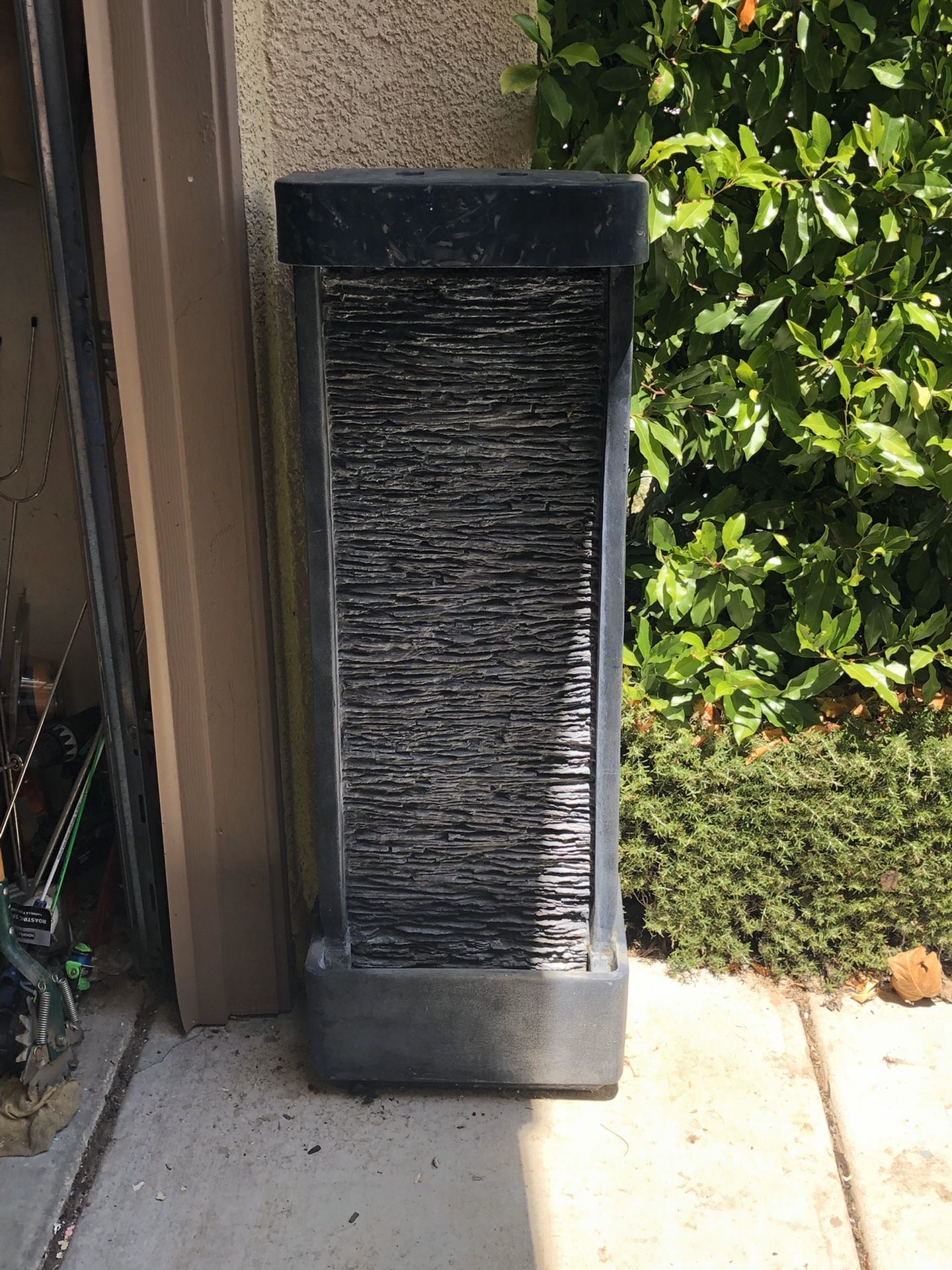 Outdoor Waterfall Fountain 16x10x44” works Needs Hose Unkinked