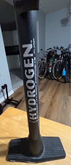 Hydrogen advanced un-body composite bicycle pump