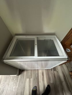 Deep chest cooler brand new