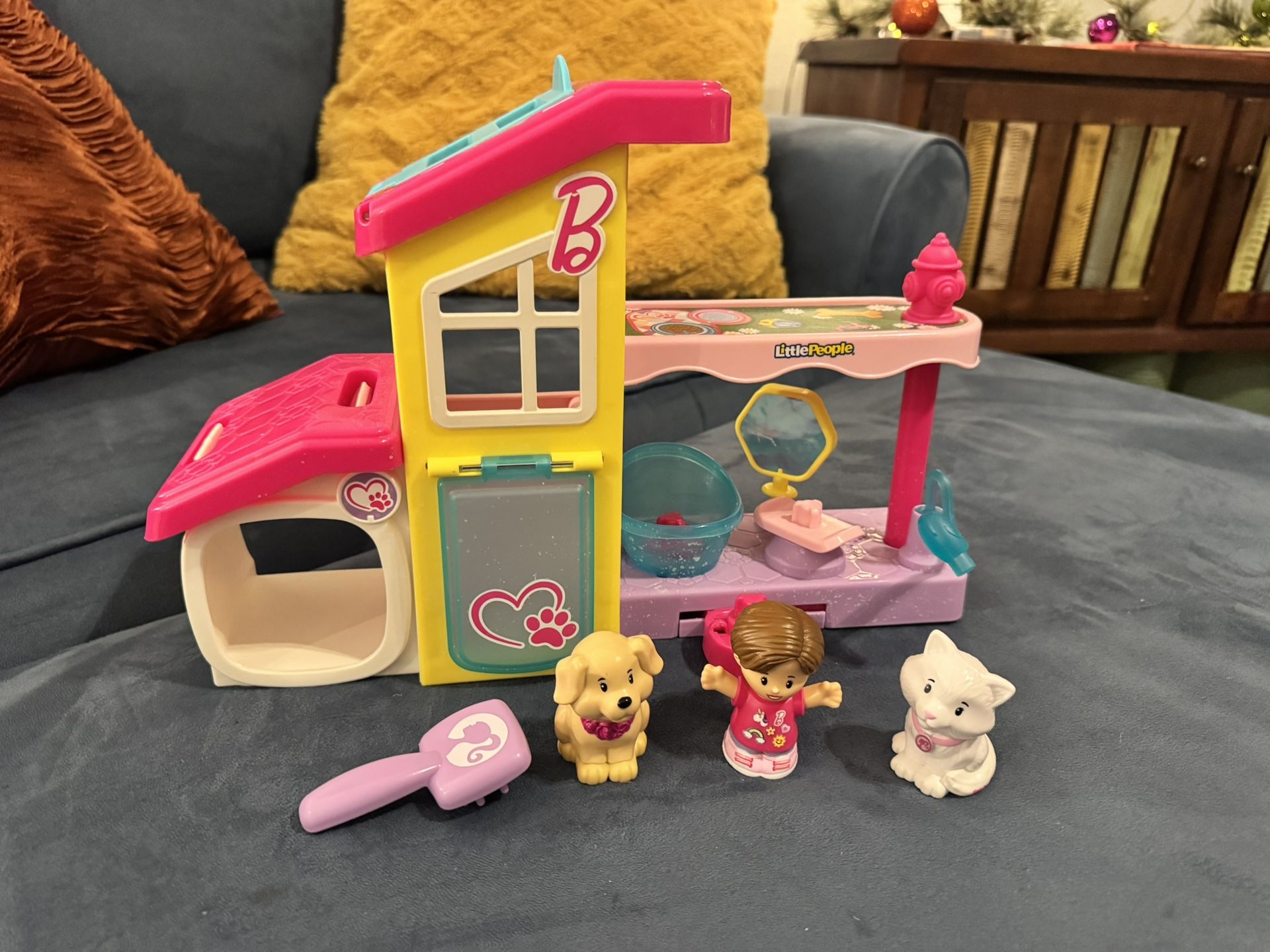 Fisher-Price Little People Per Spa and Care